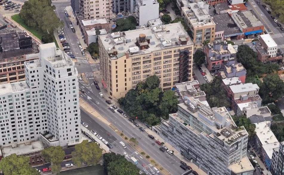 Flatbush Ave Ext Land Portfolio portfolio of 4 properties for sale on LoopNet.com - Primary Photo - Image 1 of 1