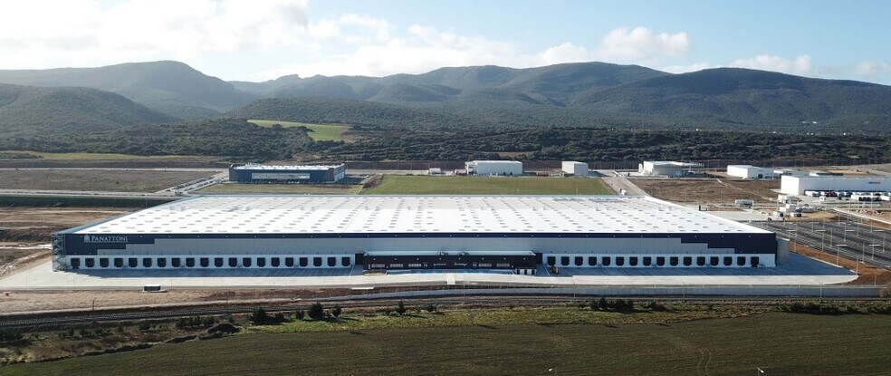 BU-735, Miranda de Ebro, Burgos for lease - Building Photo - Image 1 of 6