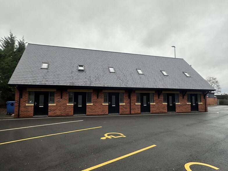 Station Yard Rd, Baschurch for lease - Primary Photo - Image 1 of 2