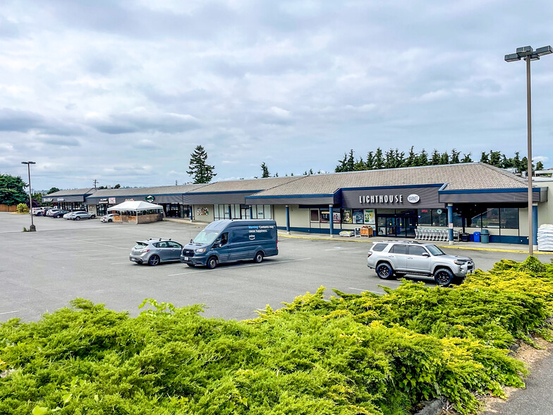 1000 Town Center Rd NE, Browns Point, WA for lease - Building Photo - Image 1 of 9