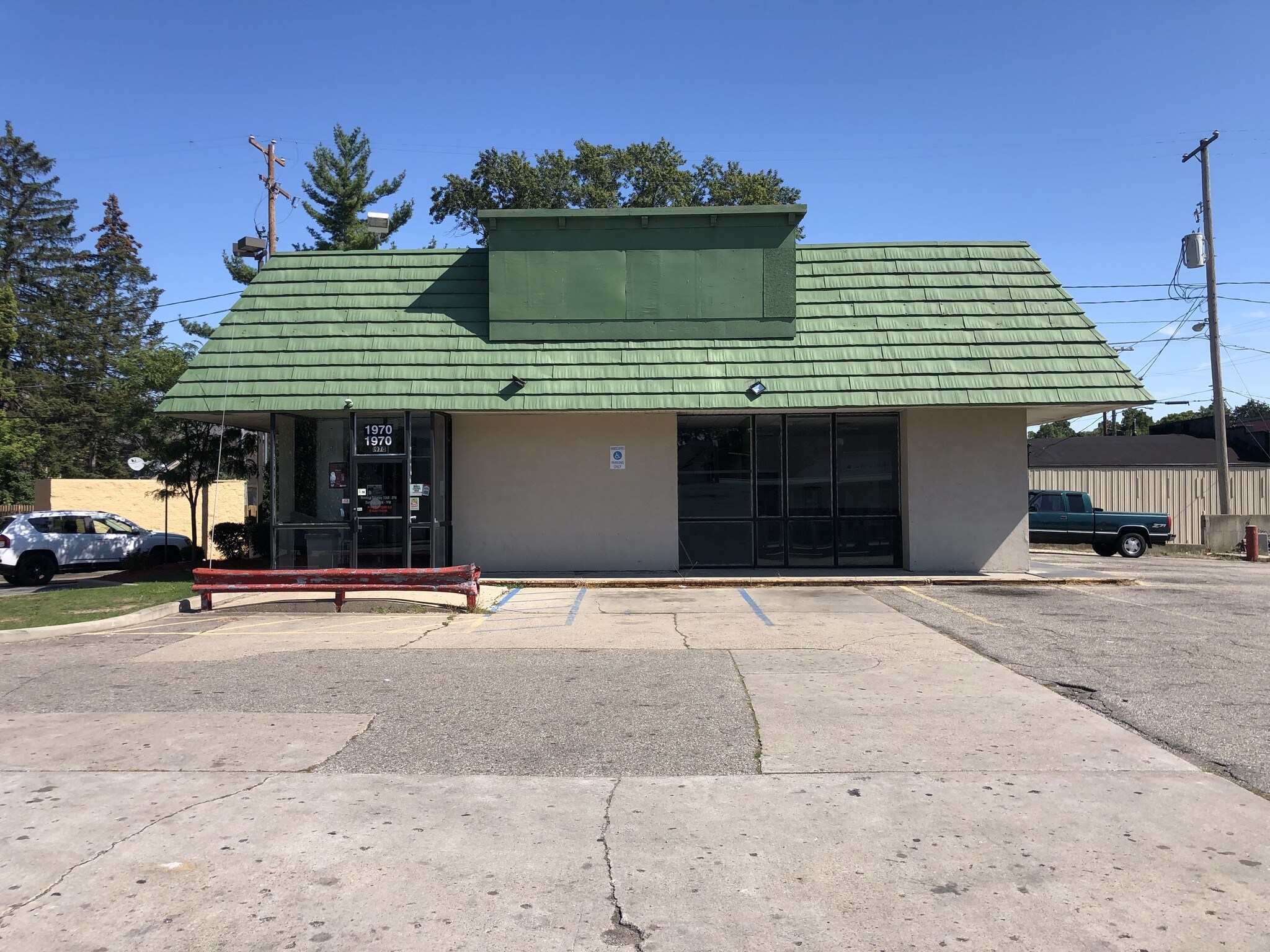 1970 S Division Ave, Grand Rapids, MI for sale Building Photo- Image 1 of 1