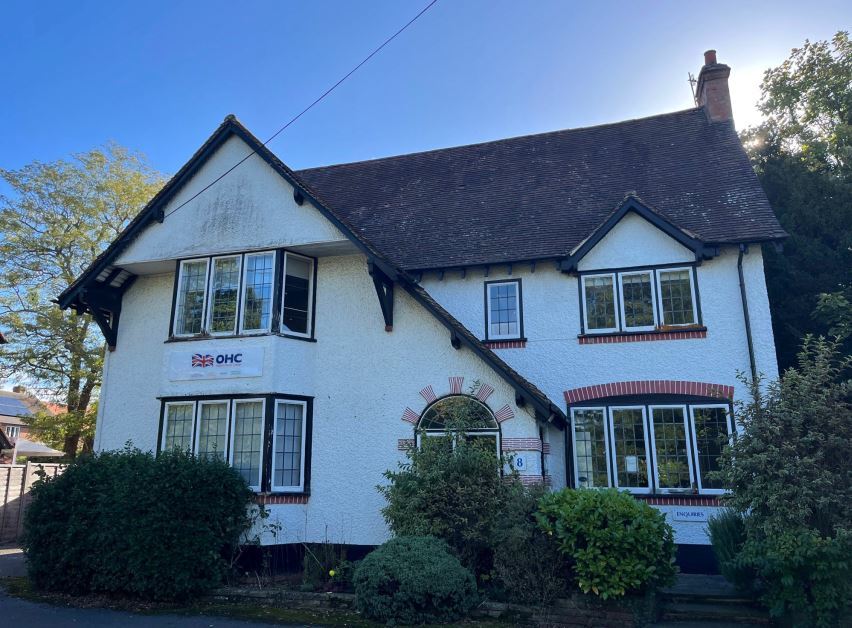 8 Tiddington Rd, Stratford Upon Avon for sale Building Photo- Image 1 of 1