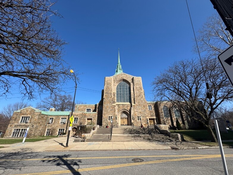 1919 E 107th St, Cleveland, OH for sale - Building Photo - Image 3 of 7