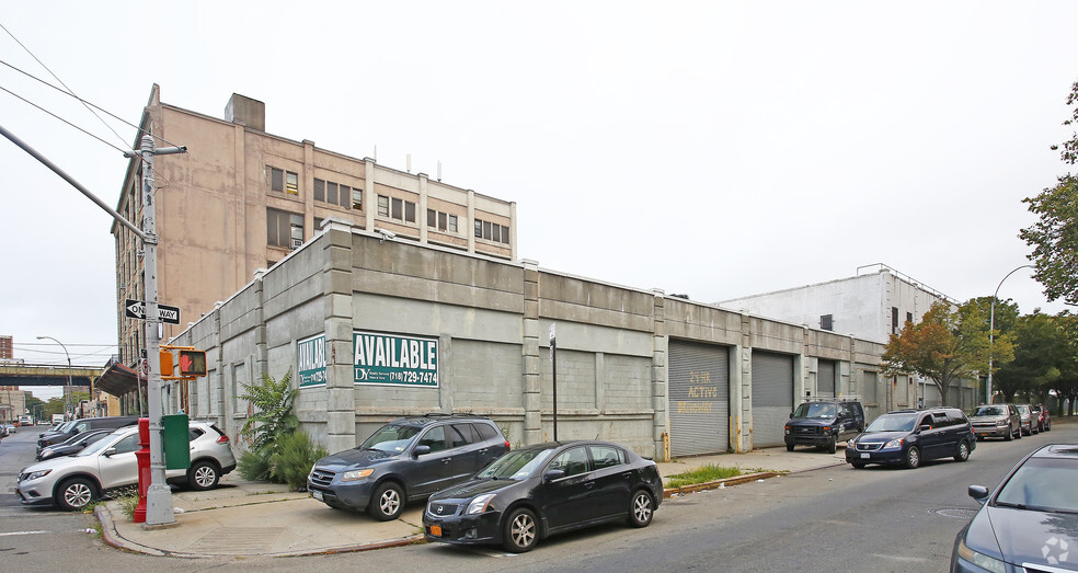 100 Hinsdale St, Brooklyn, NY for lease - Building Photo - Image 1 of 5