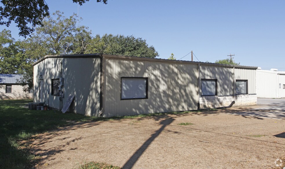 117 W Loop 150, Bastrop, TX for sale - Building Photo - Image 2 of 3