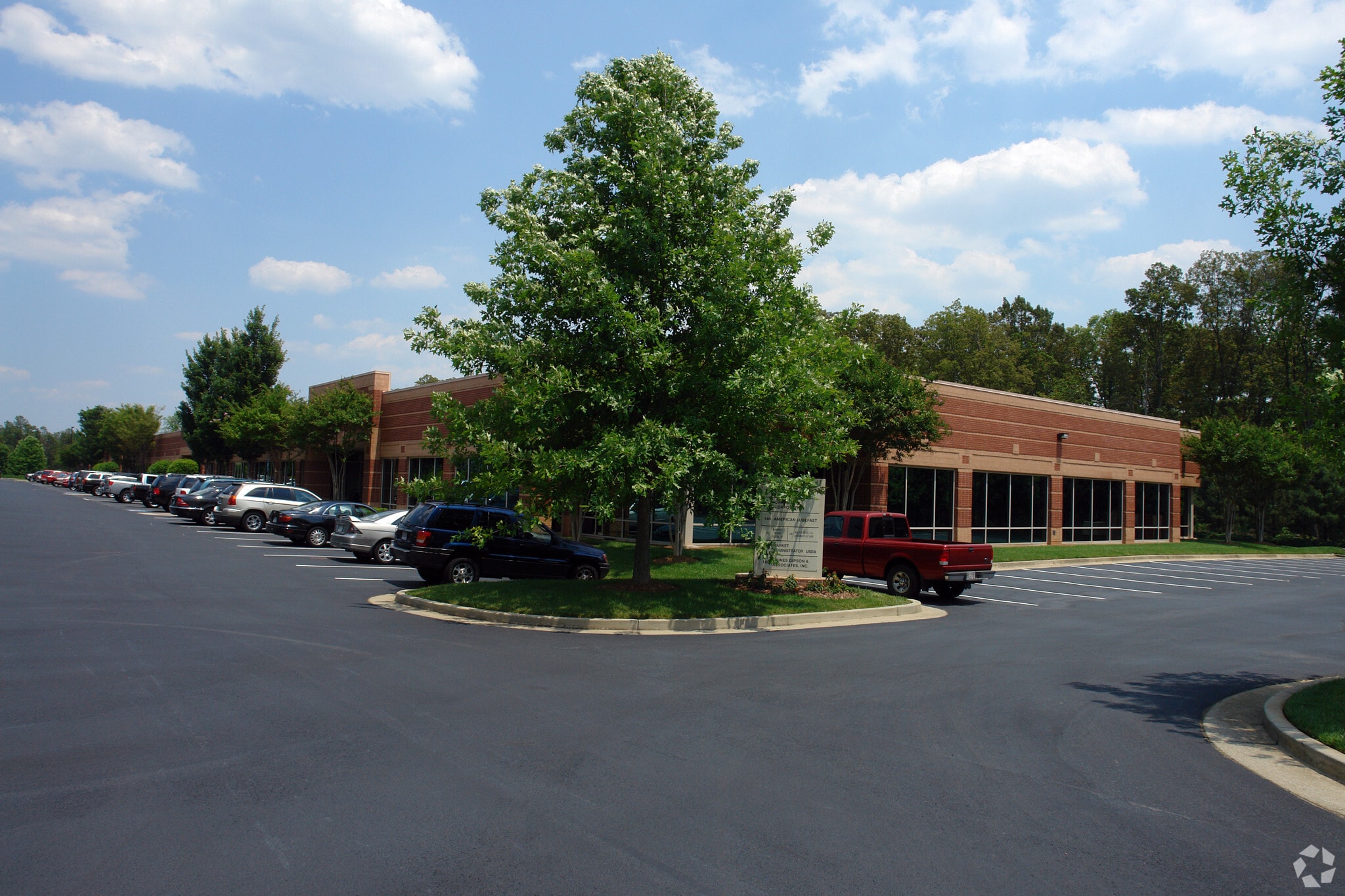 1550 N Brown Rd, Lawrenceville, GA 30043 Huntcrest