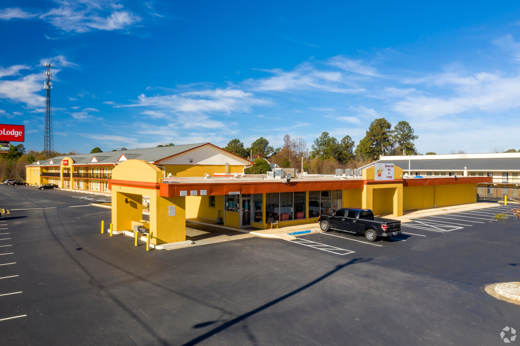 136 Peachoid Rd, Gaffney, SC for sale Primary Photo- Image 1 of 1