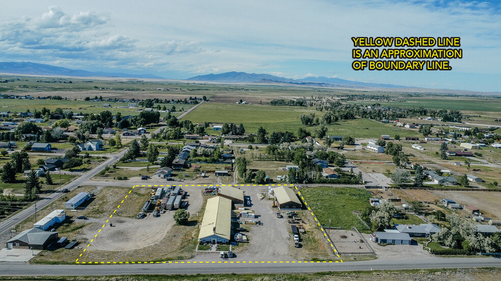 1025 Webster Ln, Dillon, MT for sale - Building Photo - Image 2 of 11