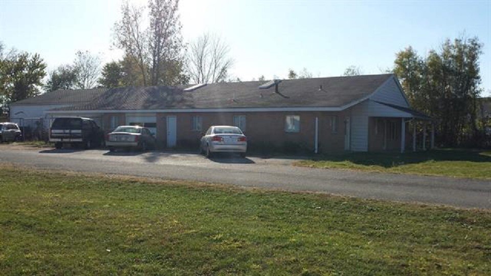 6211 Maxwell Ave, Evansville, IN 47715