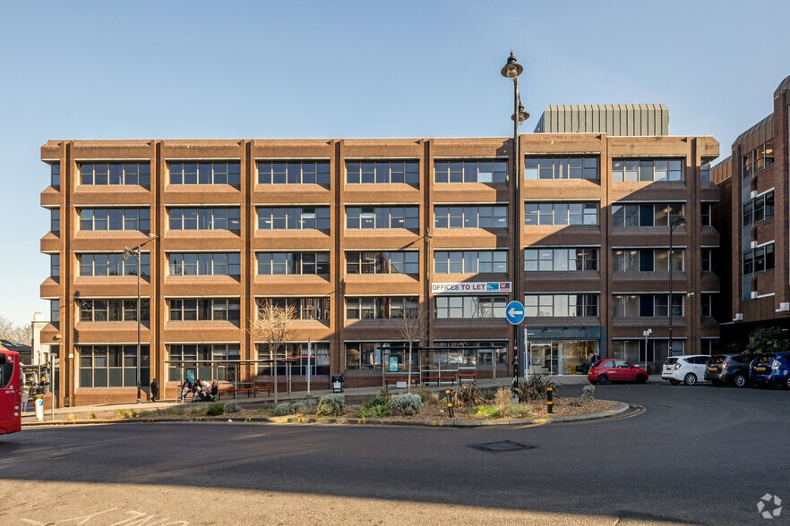 Railway Approach, Wallington for lease - Building Photo - Image 3 of 3