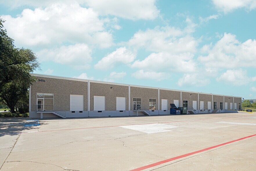 9416 Neils Thompson Dr, Austin, TX for lease - Building Photo - Image 3 of 5
