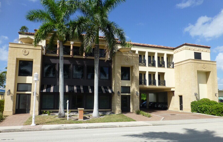 633 9th St N, Naples, FL for sale - Building Photo - Image 1 of 1