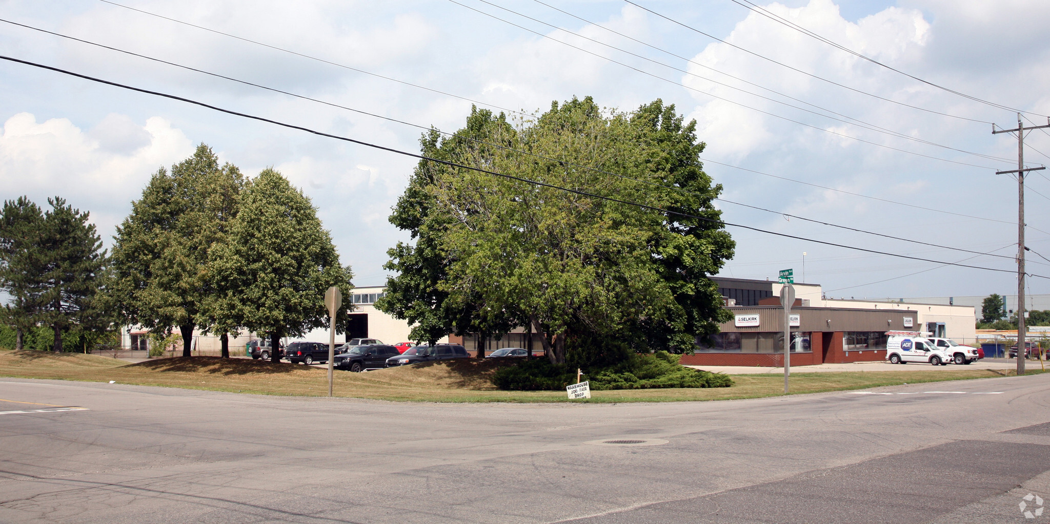 375 Green Rd, Hamilton, ON for lease Primary Photo- Image 1 of 4