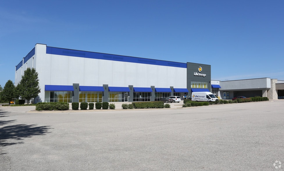 1650 N Randall Rd, Aurora, IL for sale - Primary Photo - Image 1 of 1