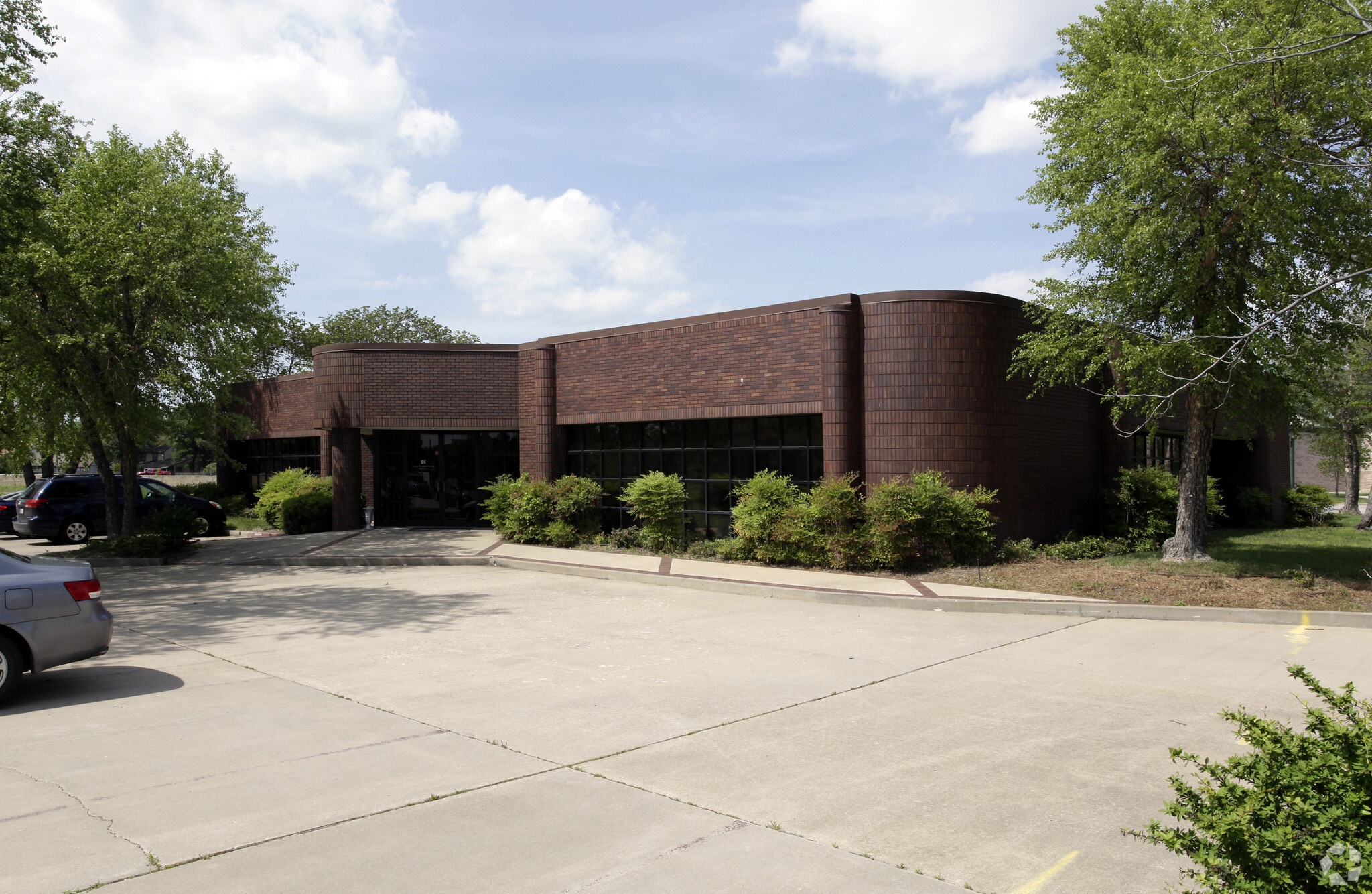 6940 S Utica Ave, Tulsa, OK for sale Building Photo- Image 1 of 23