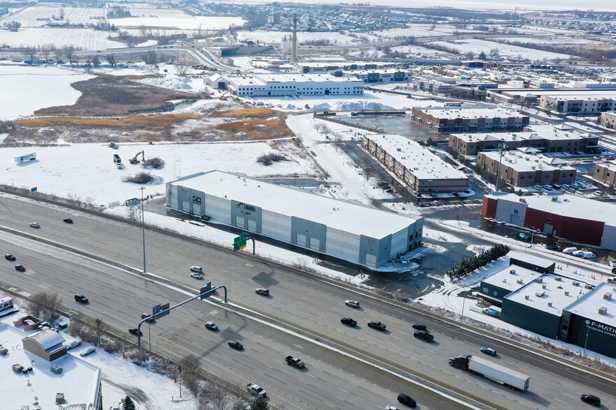 333 S Mill Pond Dr, Lehi, UT for lease - Building Photo - Image 2 of 10