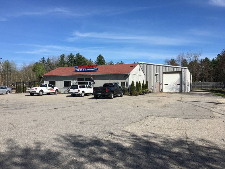 253 Calef Hwy, Epping, NH for sale - Building Photo - Image 1 of 1