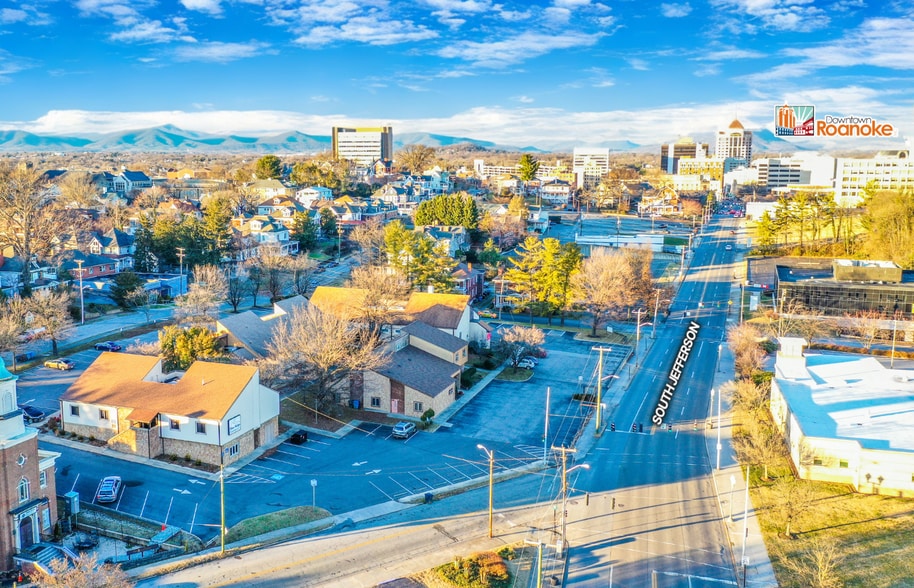 1125 S Jefferson St, Roanoke, VA for lease - Building Photo - Image 2 of 7