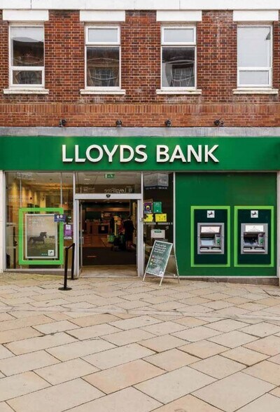 58 Yorkshire St, Rochdale for sale - Building Photo - Image 1 of 1