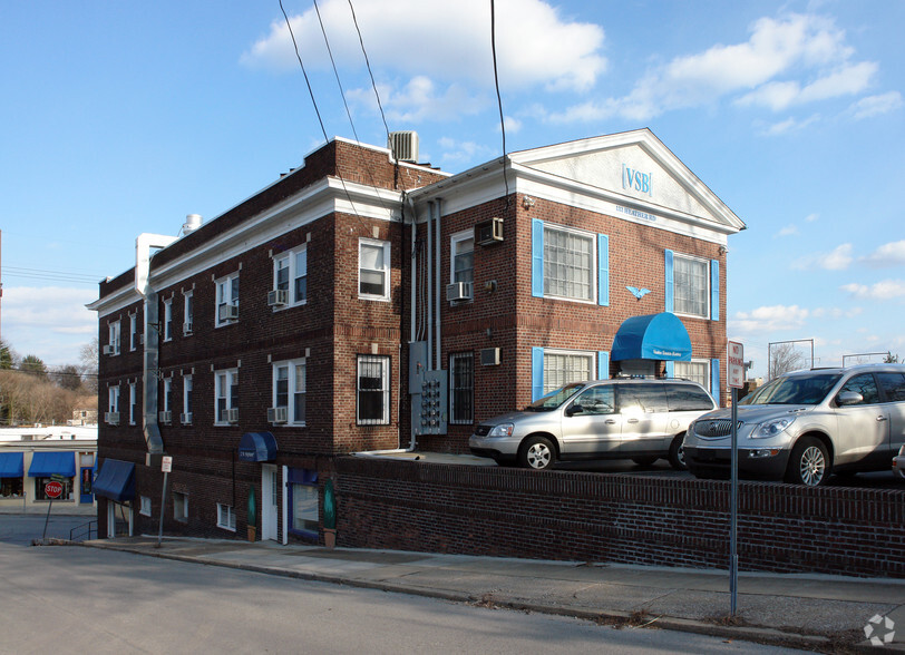 133 Heather Rd, Bala Cynwyd, PA for lease - Building Photo - Image 3 of 12