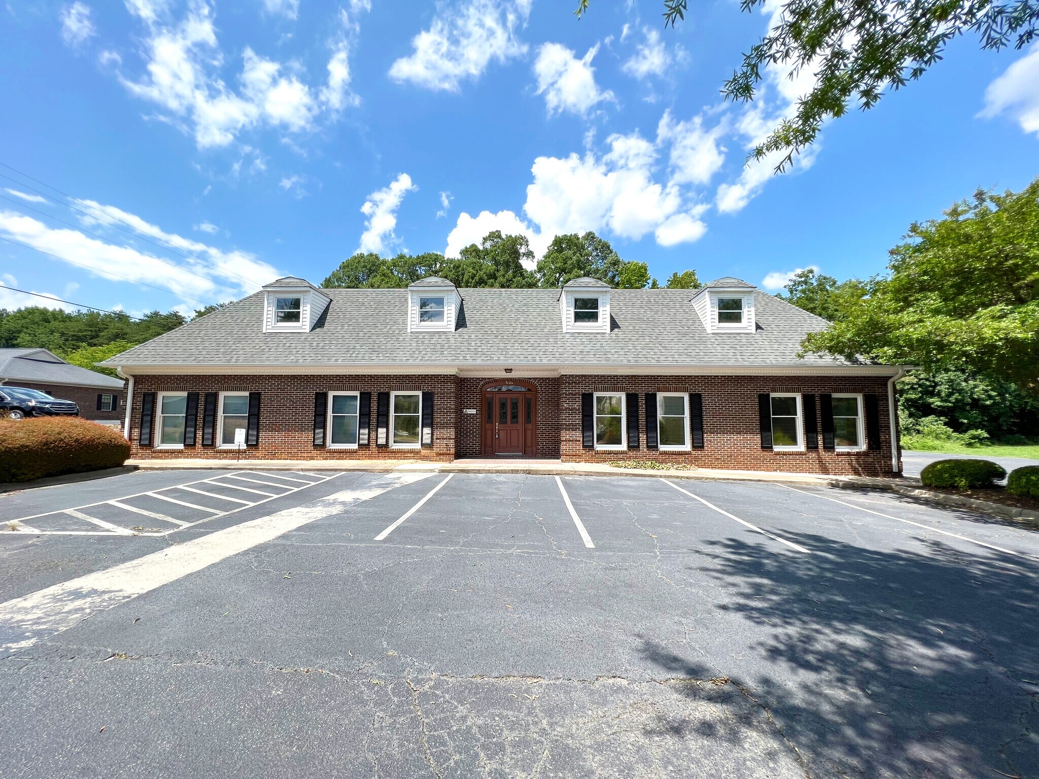 508 Arbor Hill Rd, Kernersville, NC 27284 Office for Lease
