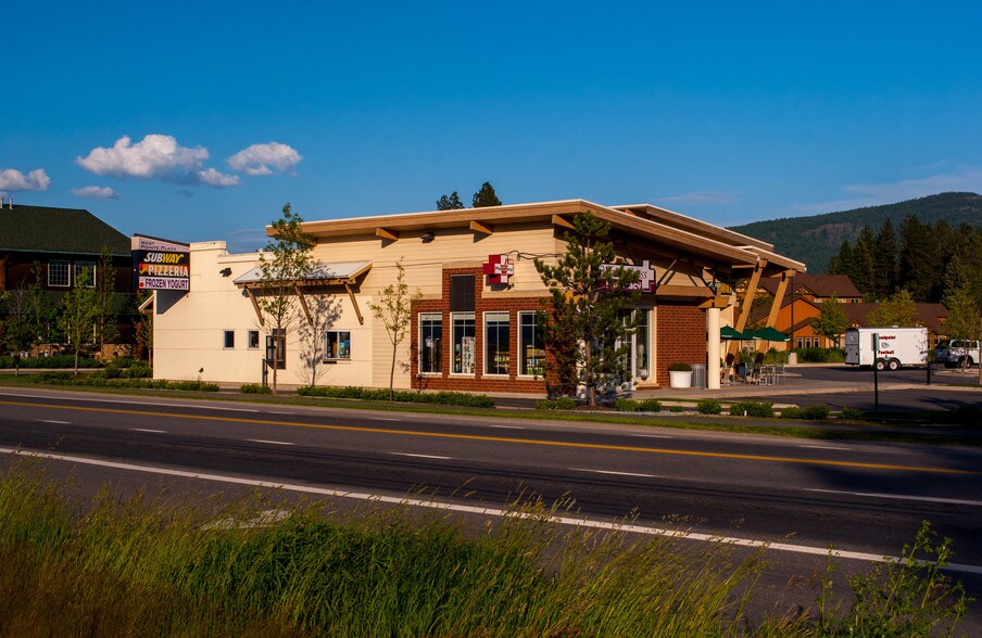 1319 Highway 2 Hwy, Sandpoint, ID for sale - Building Photo - Image 1 of 1