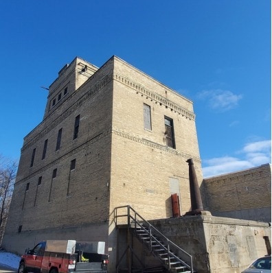 245 S Concord Ave, Watertown, WI for sale Primary Photo- Image 1 of 8