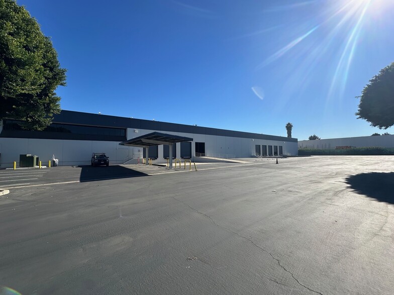 2850 E El Presidio St, Long Beach, CA for lease - Building Photo - Image 3 of 21