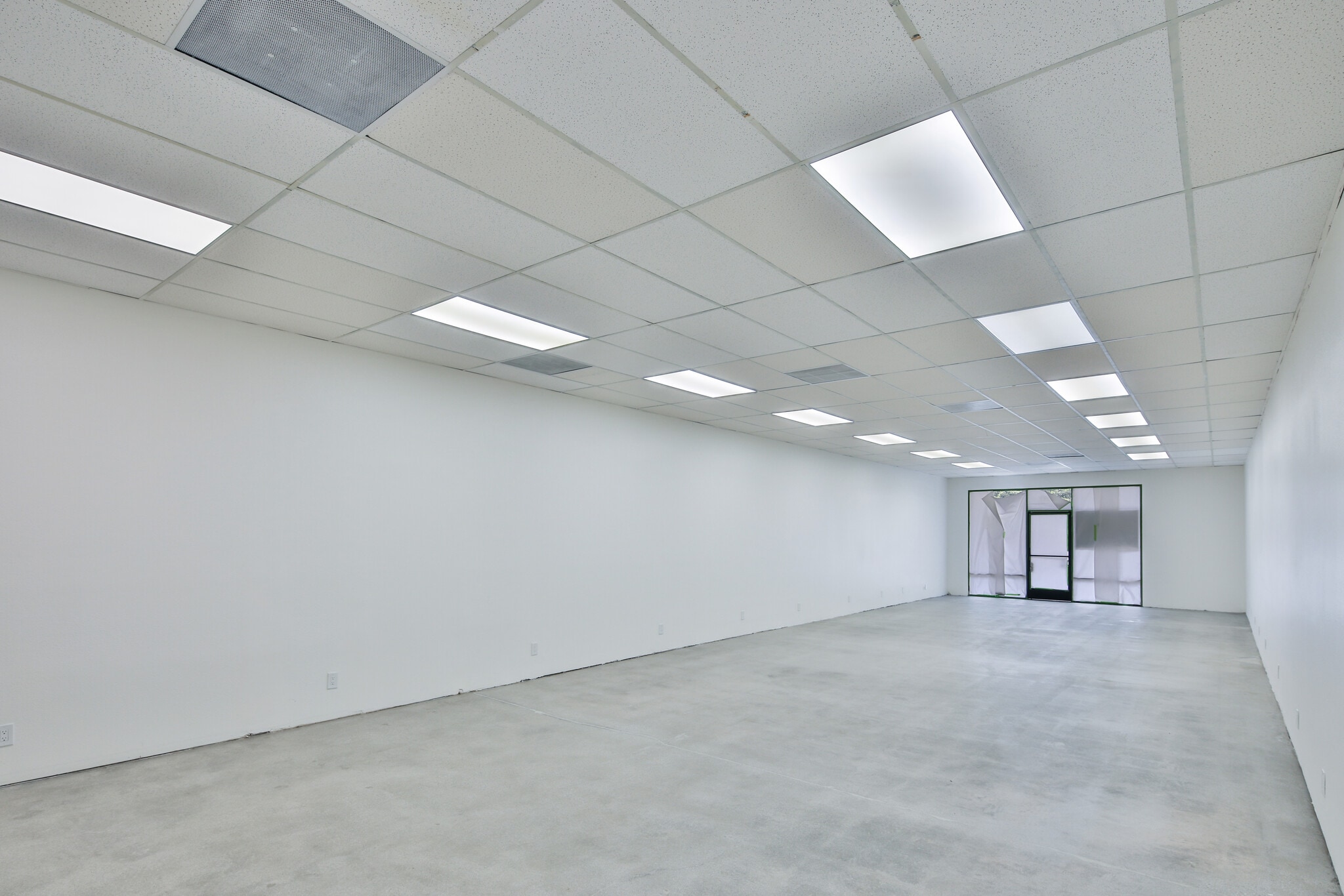 514-548 Palisades Dr, Pacific Palisades, CA for lease Interior Photo- Image 1 of 2