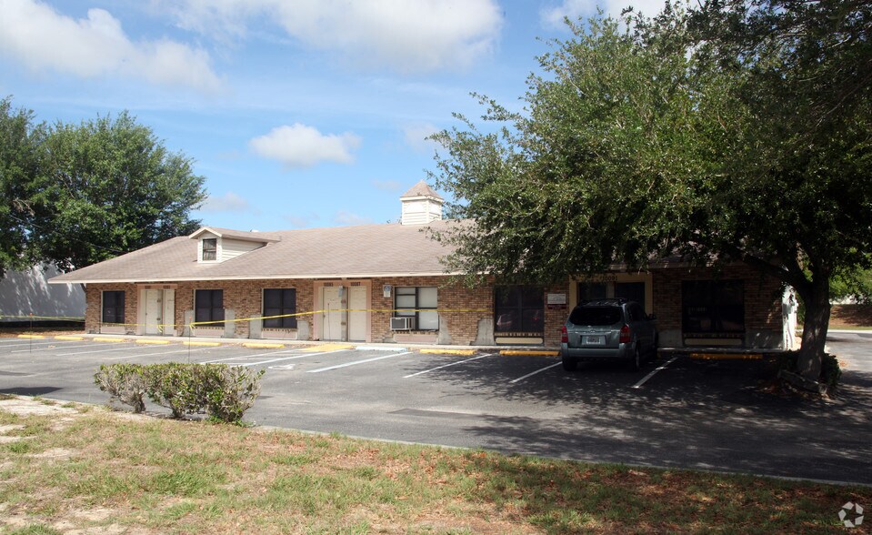 10081-10087 Cortez Blvd, Brooksville, FL for sale - Primary Photo - Image 1 of 1