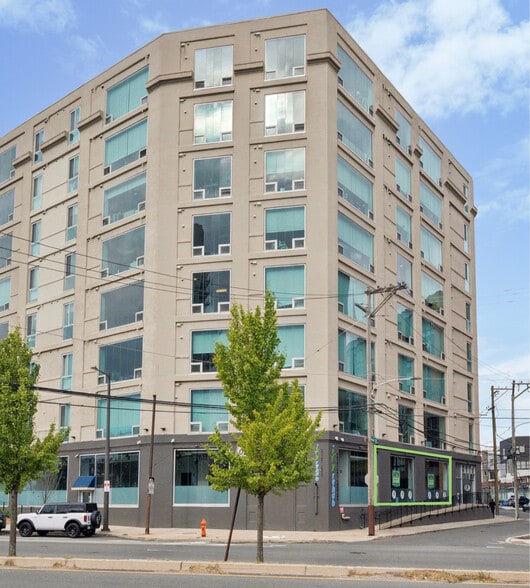 1 Brown St, Philadelphia, PA for lease - Building Photo - Image 2 of 9