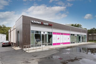 9715 Fairfax Blvd, Fairfax VA - Bar