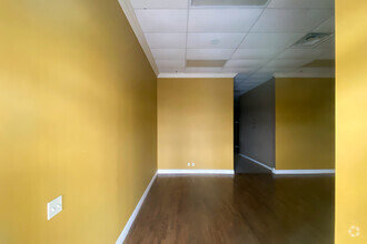 8922-8930 S Memorial Dr, Tulsa, OK for lease Interior Photo- Image 2 of 2