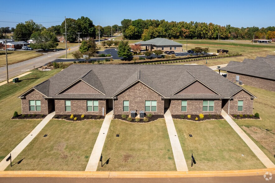 18103 Mae Cir, Athens, AL for sale - Building Photo - Image 1 of 1