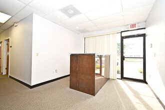 4303 Vineland Rd, Orlando, FL for lease Interior Photo- Image 2 of 13