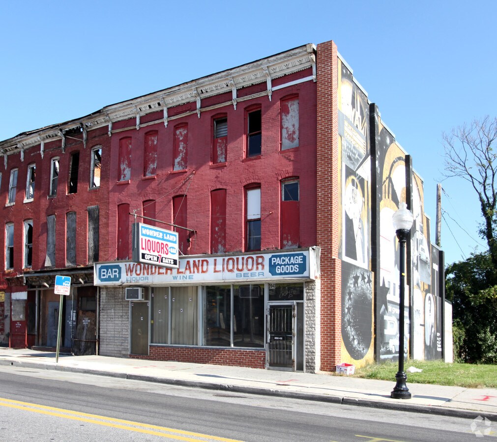 2045 Pennsylvania Ave, Baltimore, MD 21217