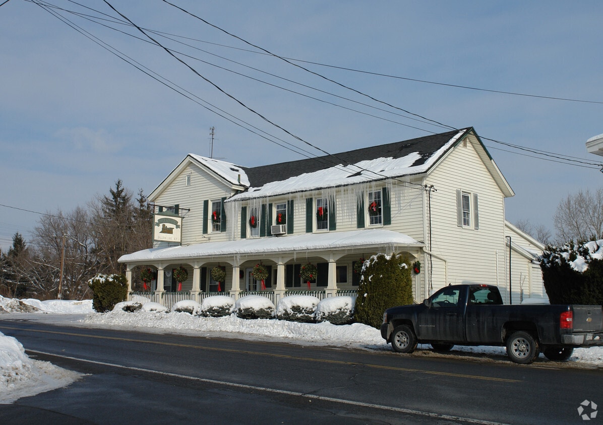 17 Main St, Ballston Lake, NY for lease Interior Photo- Image 1 of 70