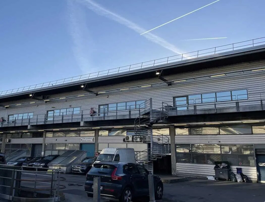 Flex in Pantin for lease Building Photo- Image 1 of 2