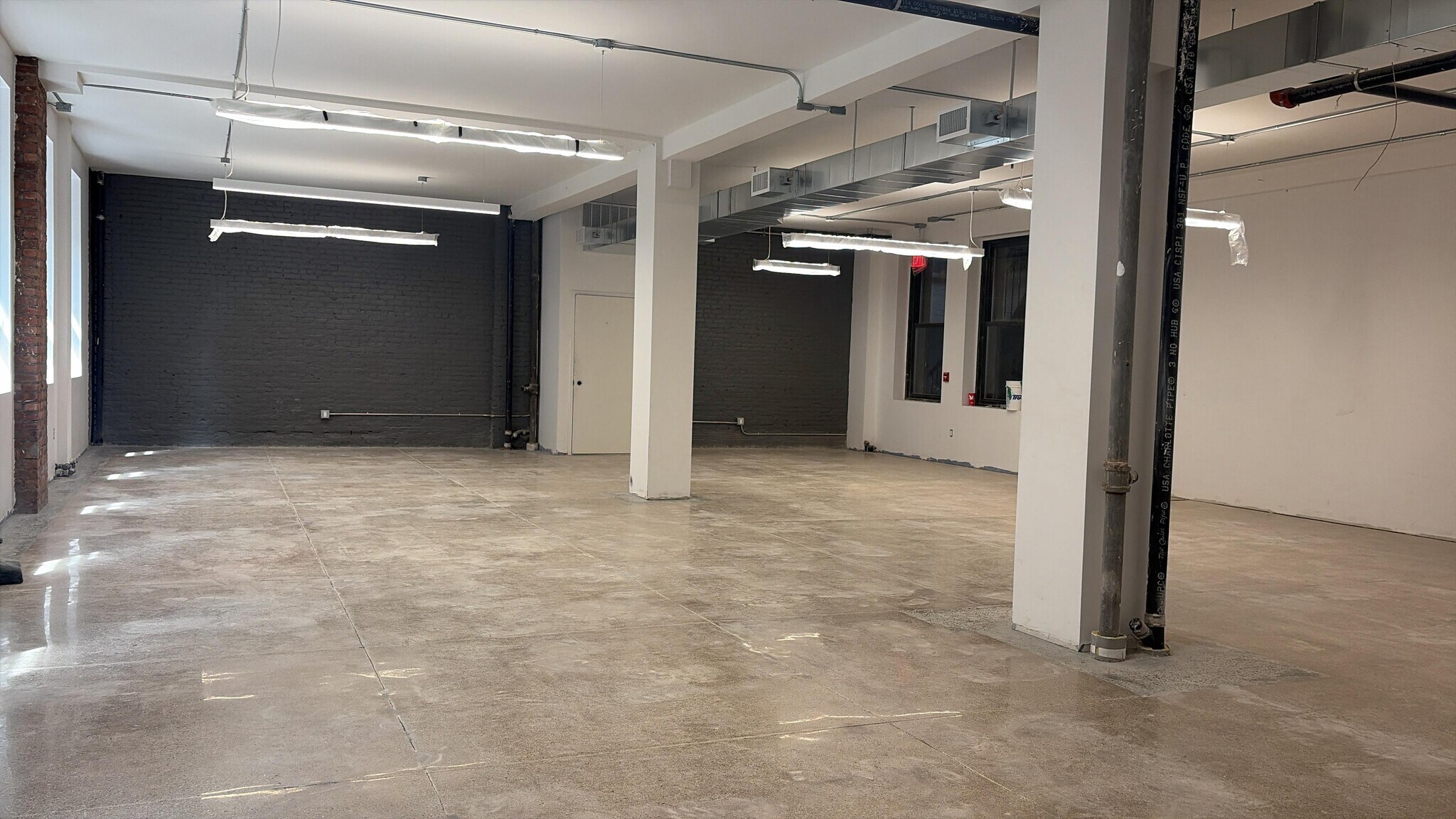 160 Broadway, New York, NY for lease Interior Photo- Image 1 of 1