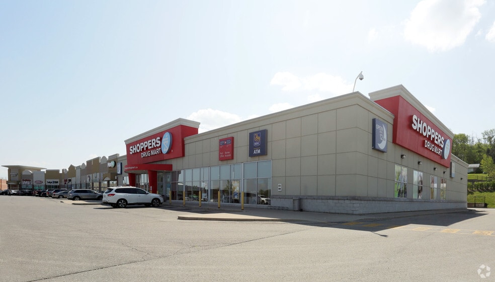 320 Colborne St W, Brantford, ON for sale - Primary Photo - Image 1 of 1