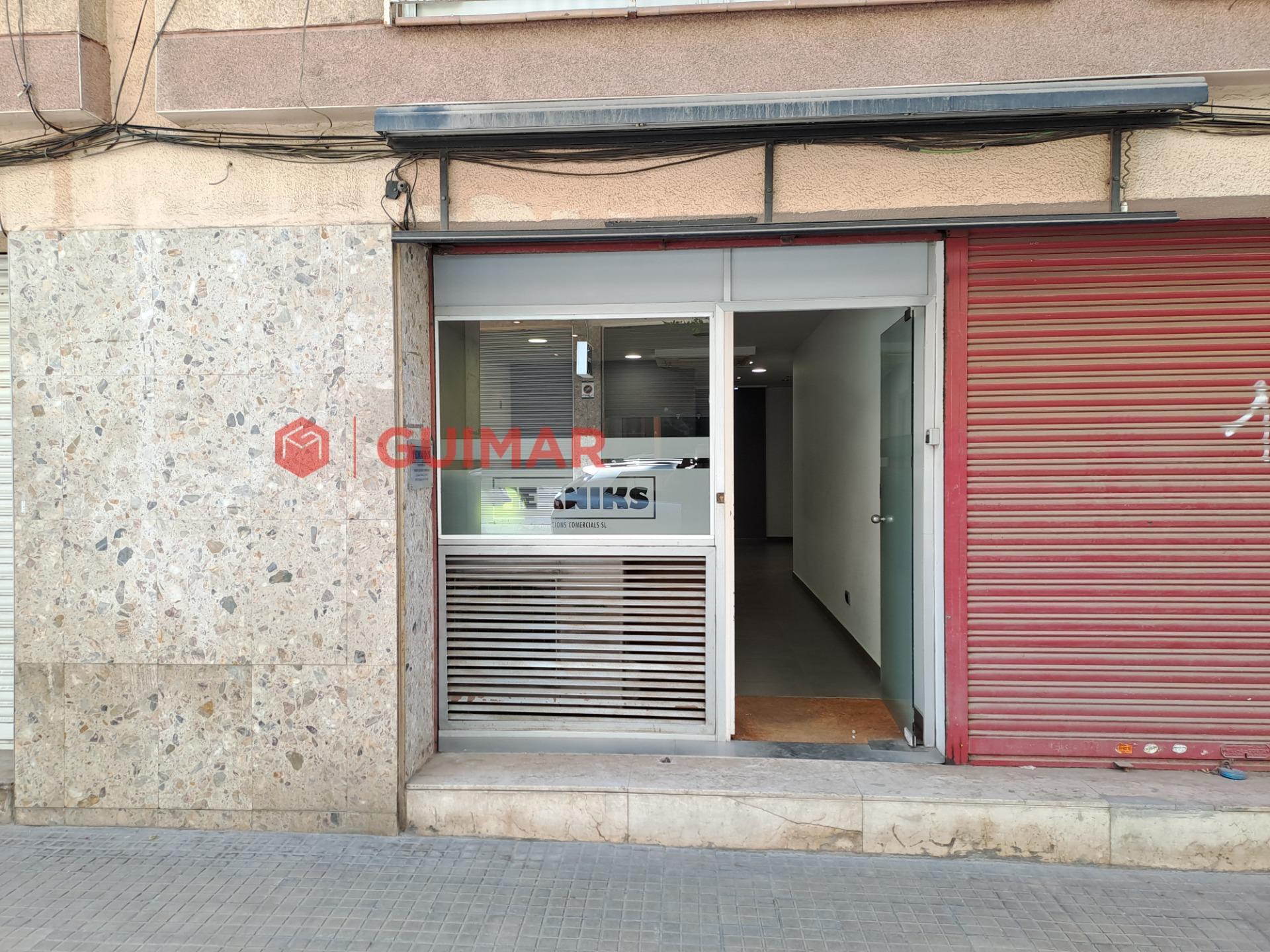 Retail in Esplugues De Llobregat, BAR for lease Building Photo- Image 1 of 11