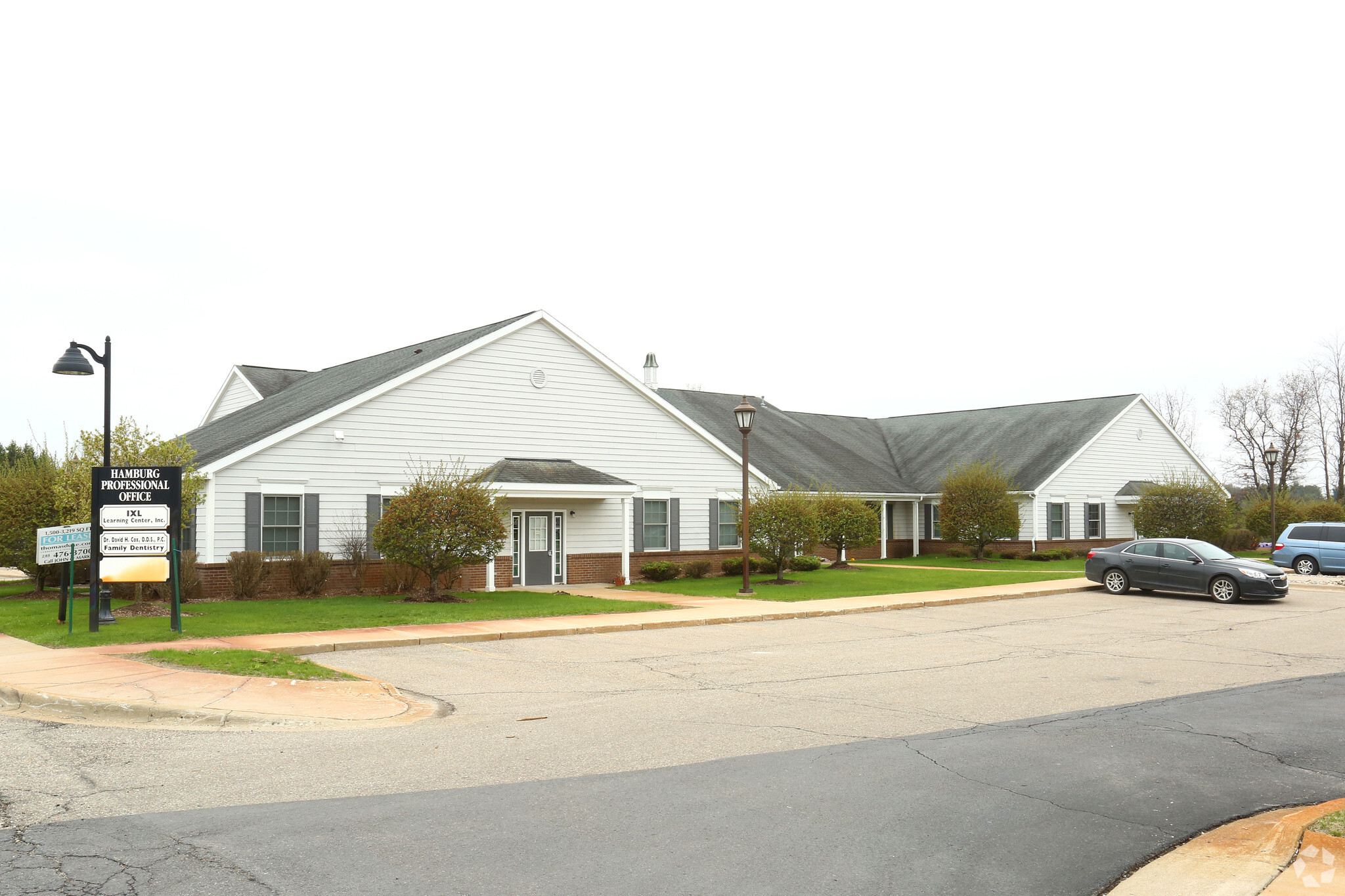 10088 Professional Center Dr, Hamburg, MI for sale Primary Photo- Image 1 of 1