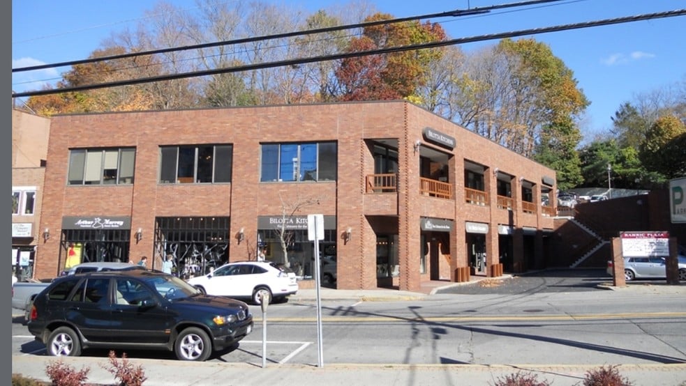 175 Main St, Mount Kisco, NY for lease - Building Photo - Image 1 of 2