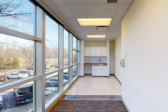 1 Park West Blvd, Akron, OH for lease Interior Photo- Image 1 of 6