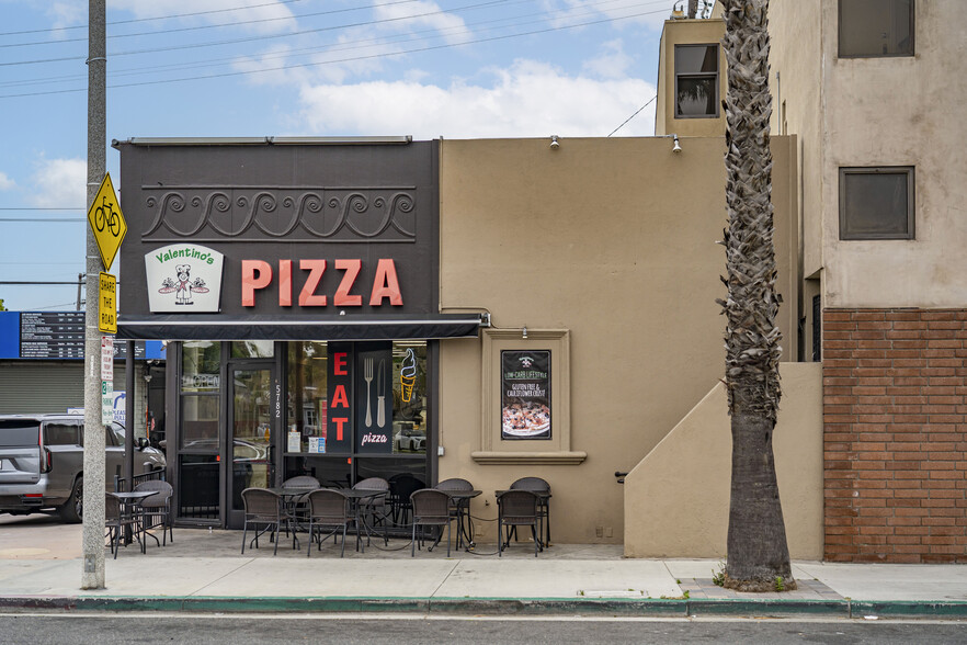 Valentino's pizza long outlet beach