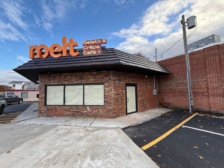 414 Chandler St, Worcester, MA for sale - Building Photo - Image 2 of 8