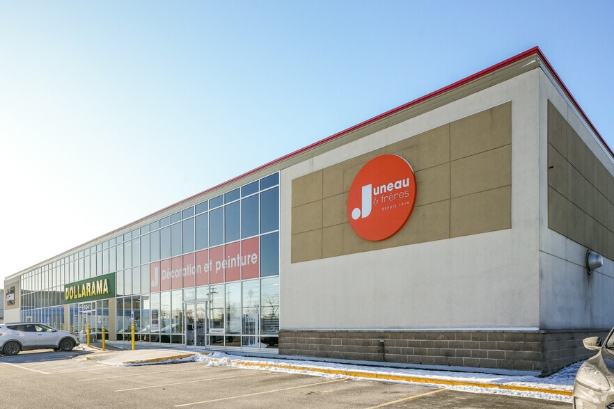 1041 Boul Pierre-Bertrand, Québec, QC for lease - Building Photo - Image 3 of 7