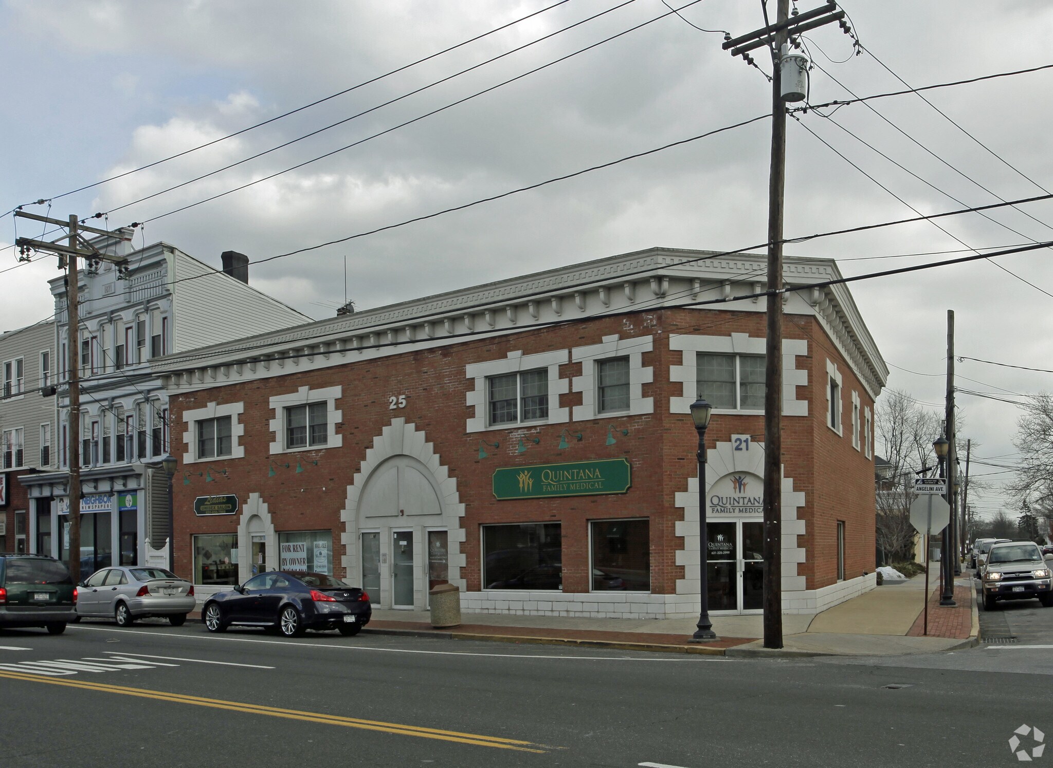 17-21 W Hoffman Ave, Lindenhurst, NY for sale Building Photo- Image 1 of 1