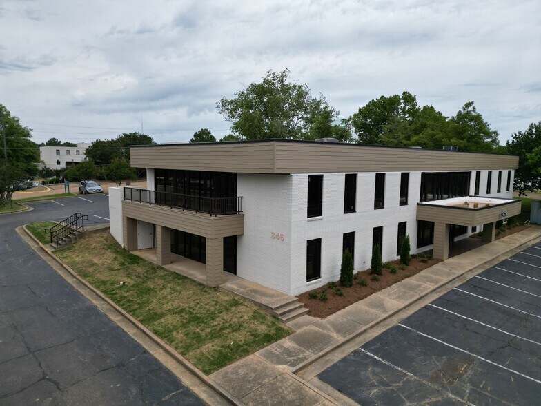 346 Crossgates Blvd, Brandon, MS for sale - Building Photo - Image 3 of 5