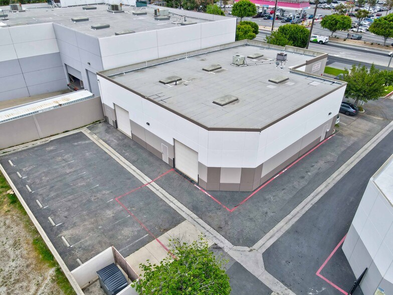 1301 Foothill Blvd, Azusa, CA for lease - Building Photo - Image 3 of 47